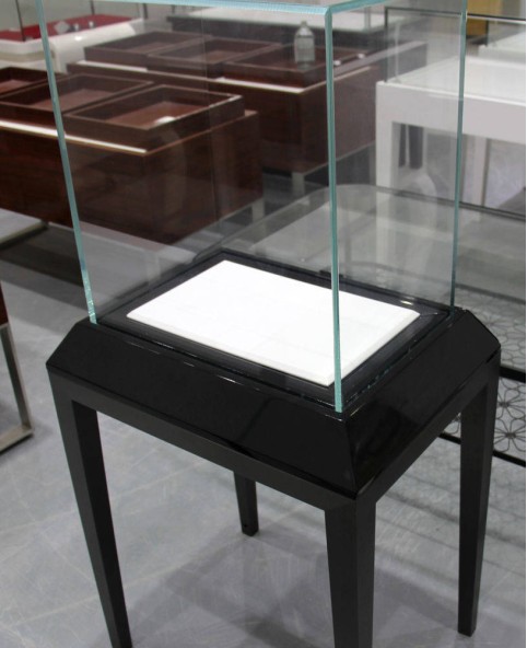 Estojos de exibição de joias de luxo preto brilhante com tampo de vidro mesa de exibição de joias
